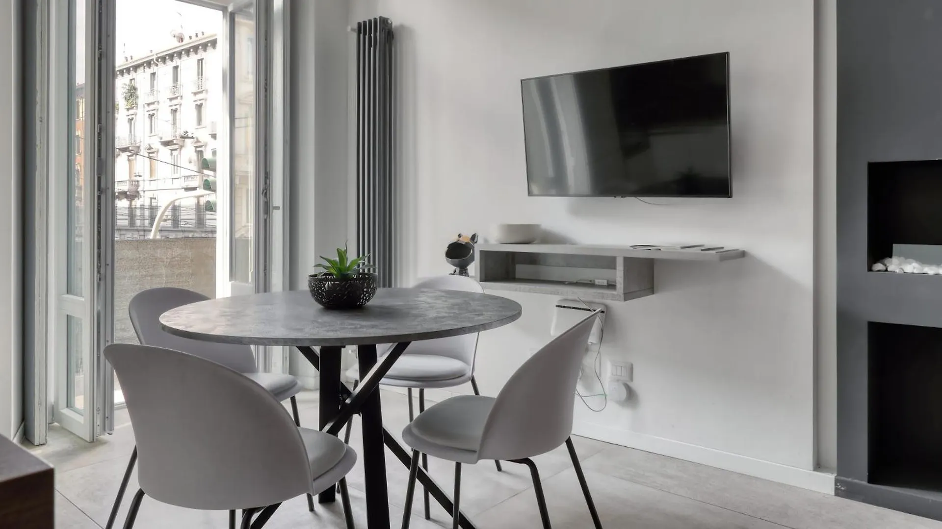 Apartament Ideal Rent - Farini 74 Mediolan