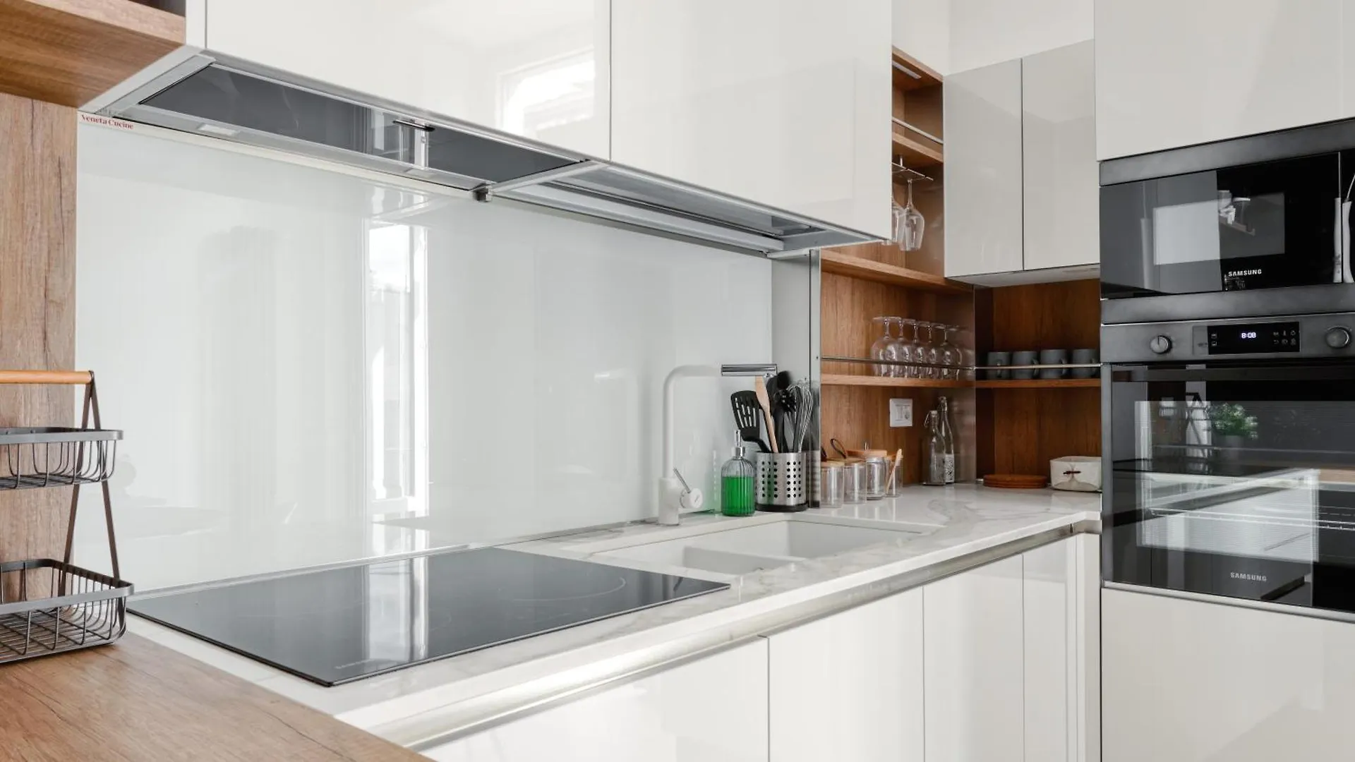 Ideal Rent - Farini 74 Mediolan
